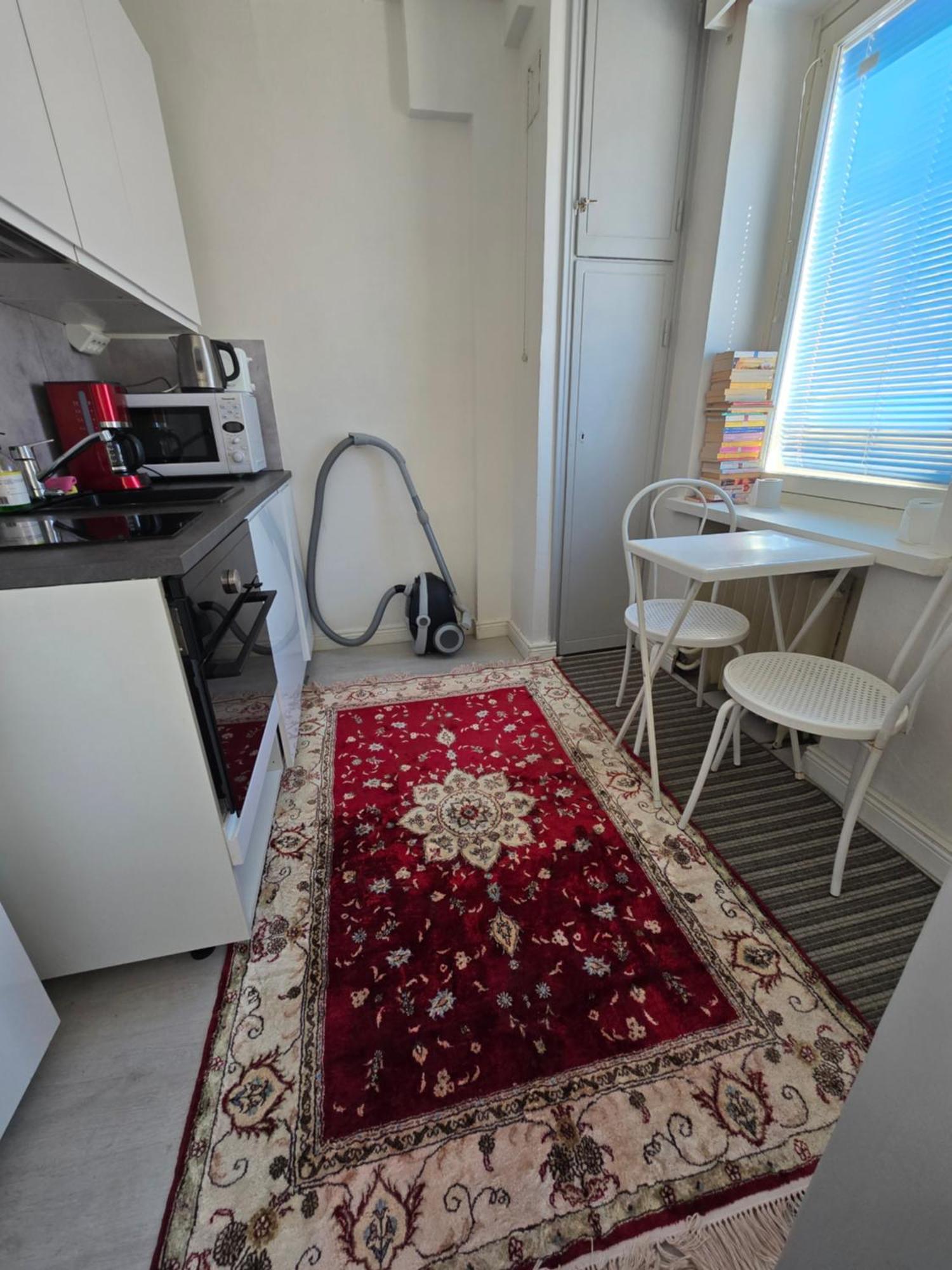 Centric Cozy Entire Studio In Kallio, Хелзинки Екстериор снимка